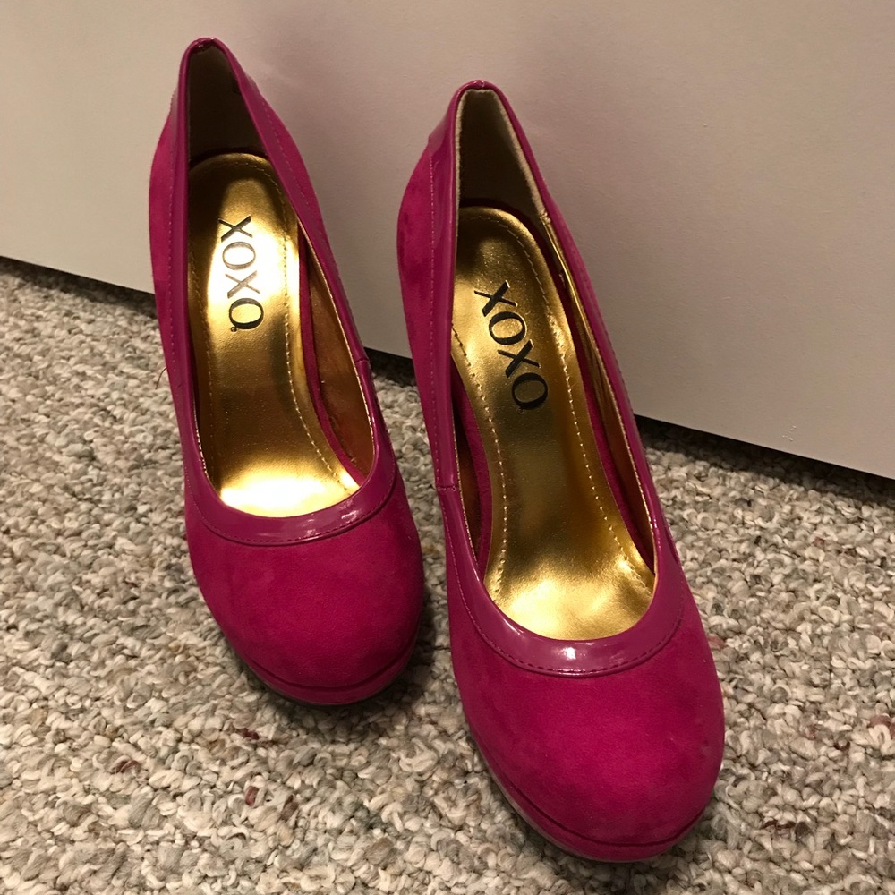 Fuchsia heels